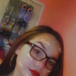 Meet your Posher, Annalicia